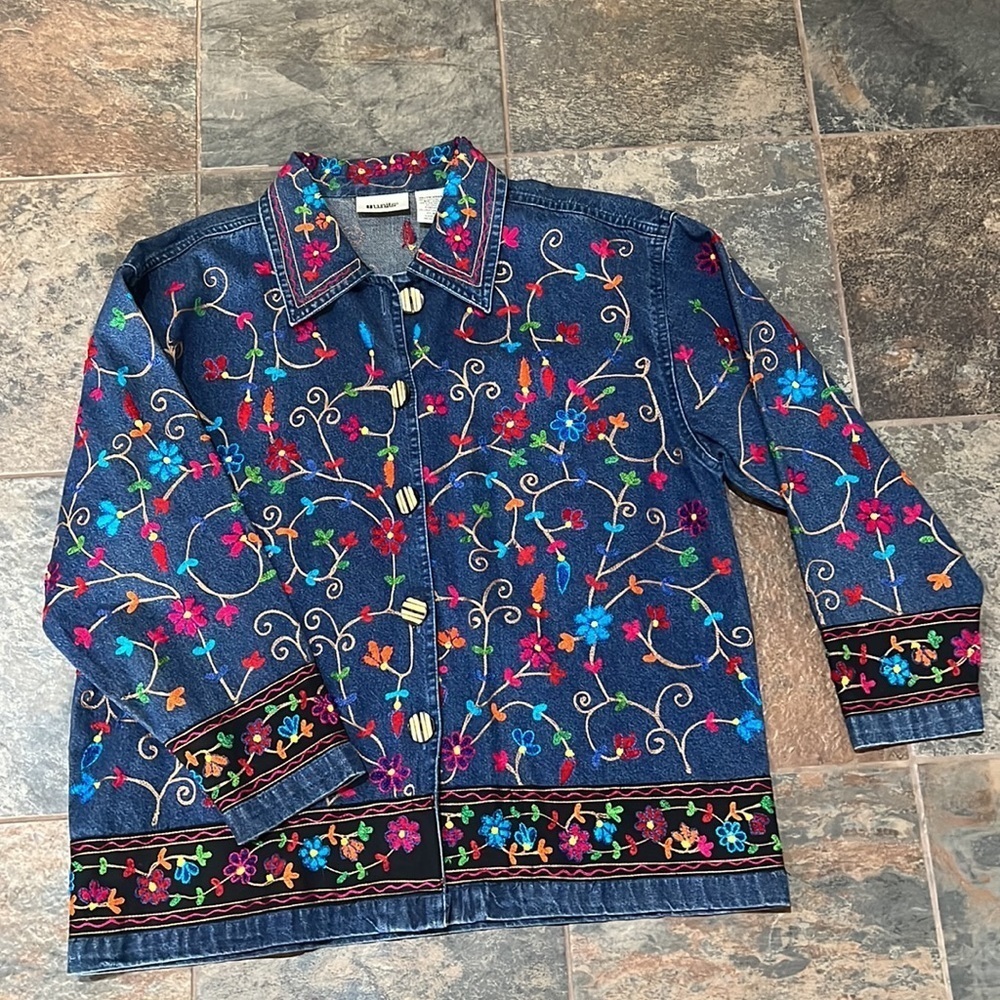 Units Jacket - Picture 5 of 7